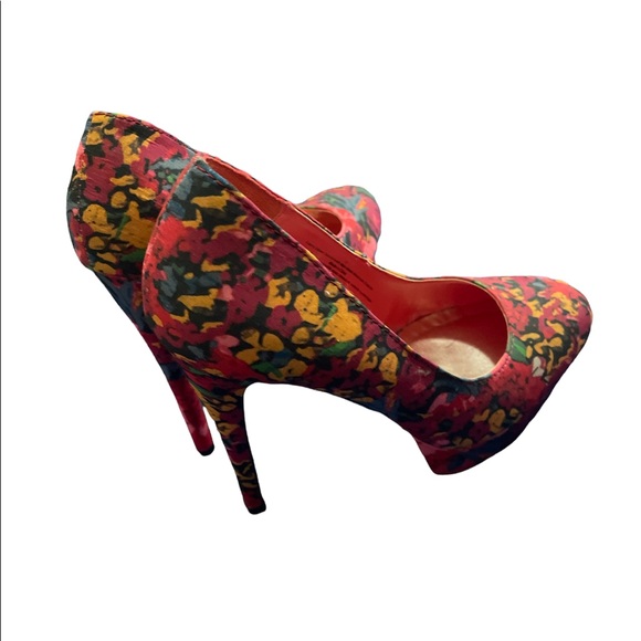 👠 Gorgeous platform heels with a colourful floral pattern size 7.5 - Picture 2 of 8